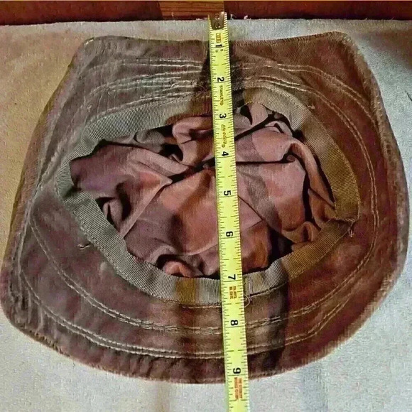 Vintage Ladies 50s Velvet Type Caramel Brown Ruched Hat - Picture 7 of 8